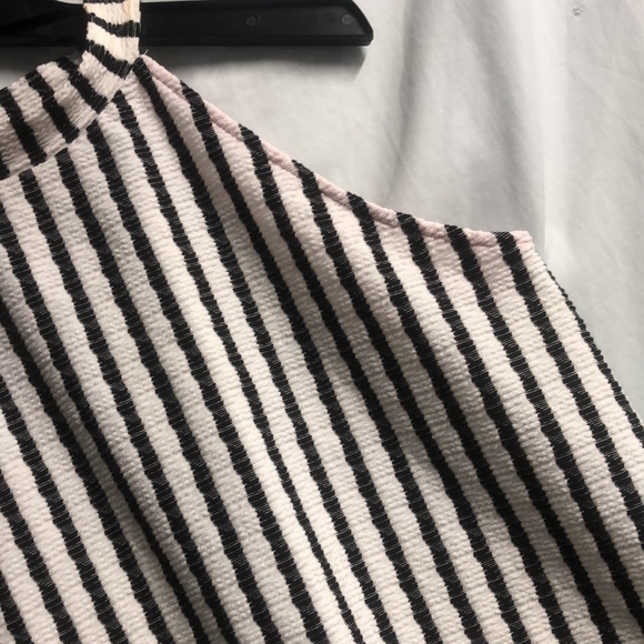 Striped women’s mock neck tank top med/lg - Picture 5 of 8